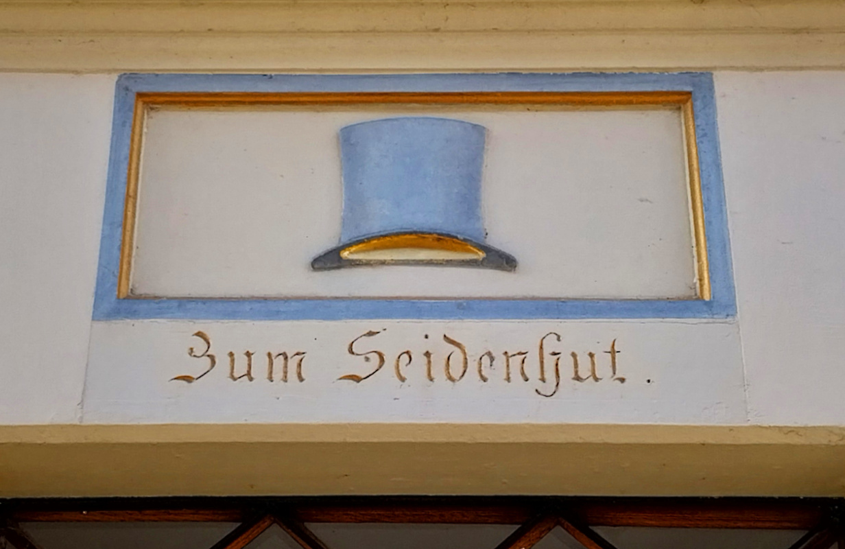 hauszeichen seidenhut