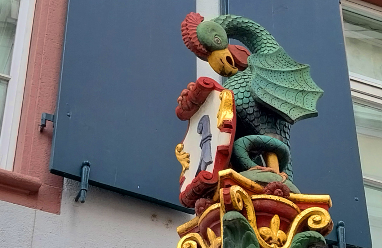 brunnen an der augustinergasse