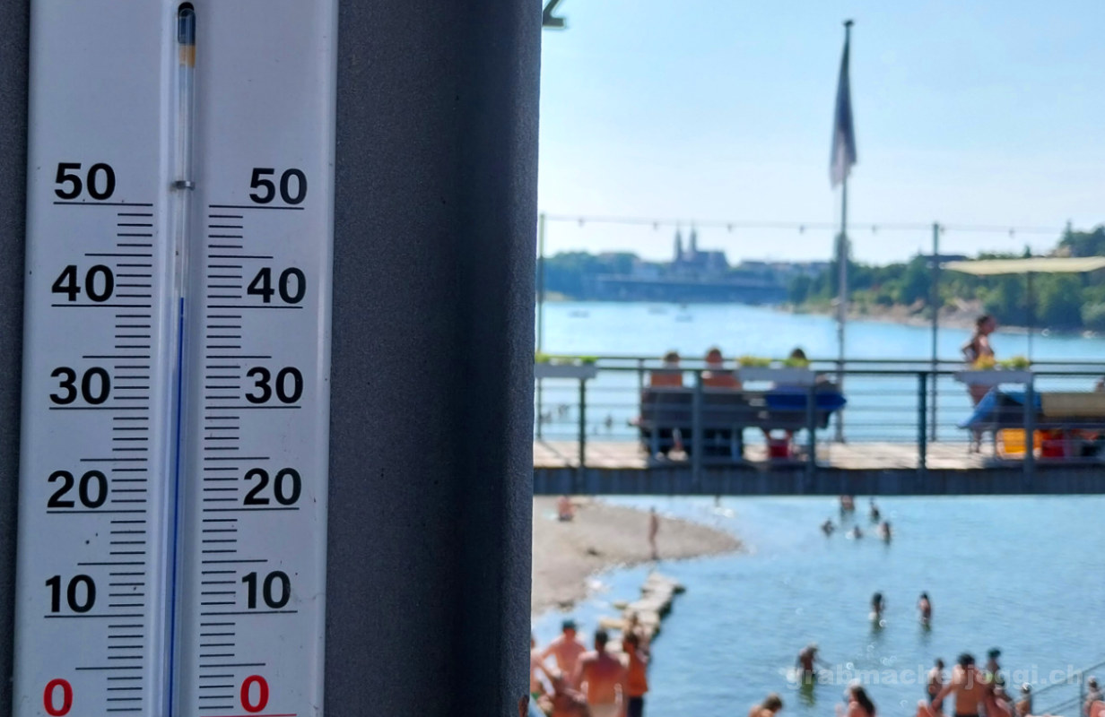 thermometer am rheinufer